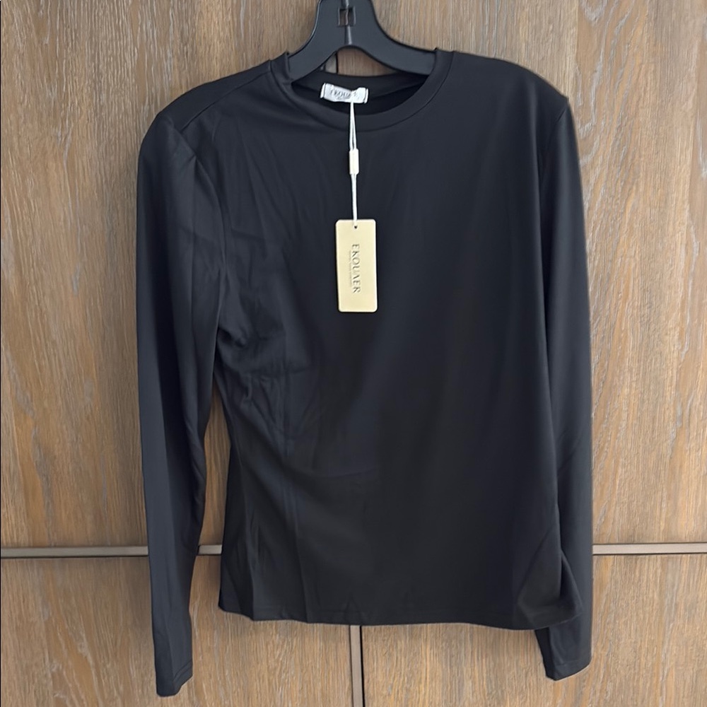 Black Long Sleeve Top by Aritzia
